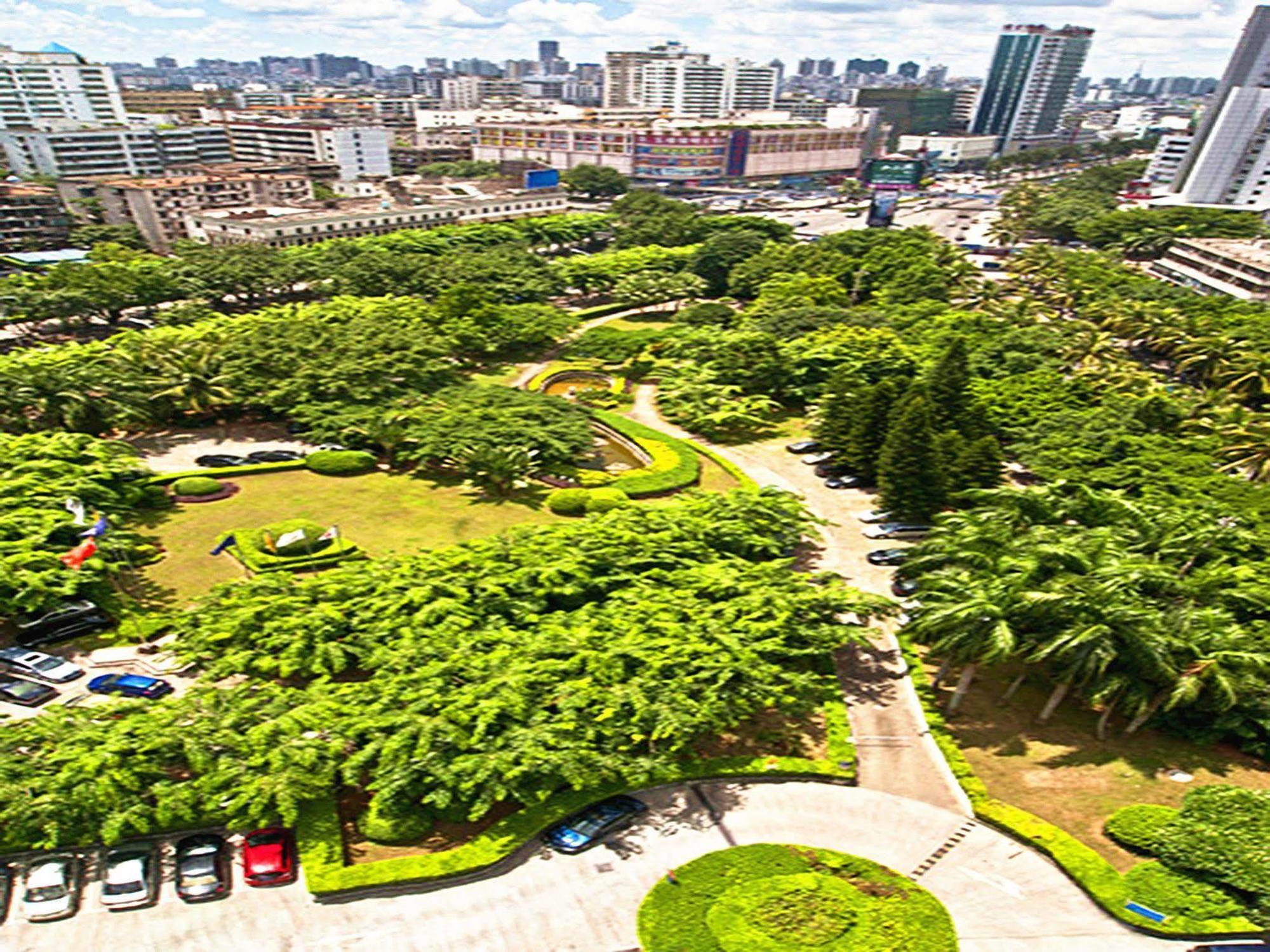 Hna Business Hotel Downtown Haikou Haikou  Exteriör bild